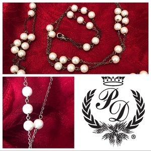 Premier Designs Pearl/silver necklace